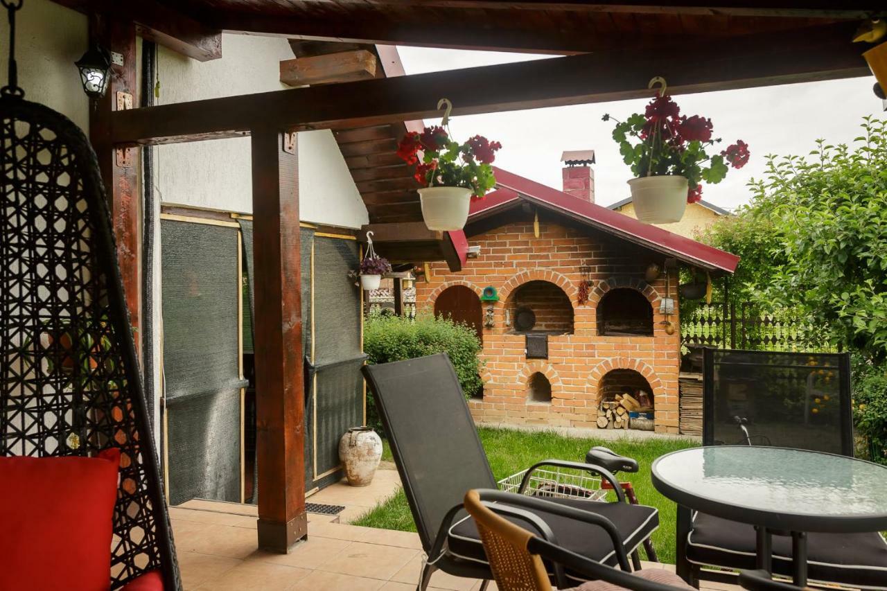 Casa Florilor Hotel Curtea de Argeş Esterno foto